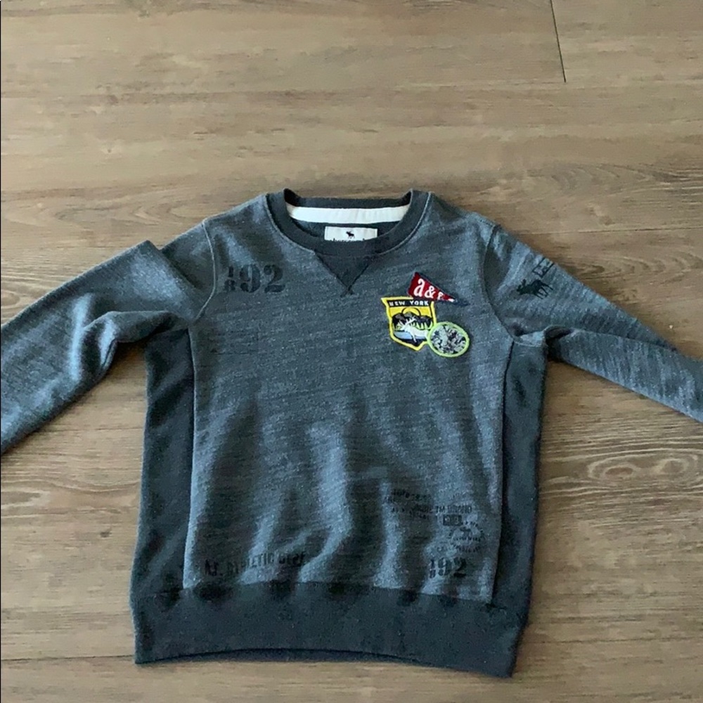 Sweat shirt